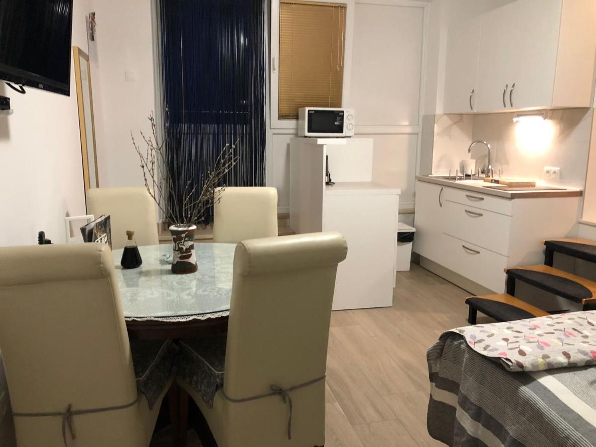 Apartment Danka 奥米什 外观 照片